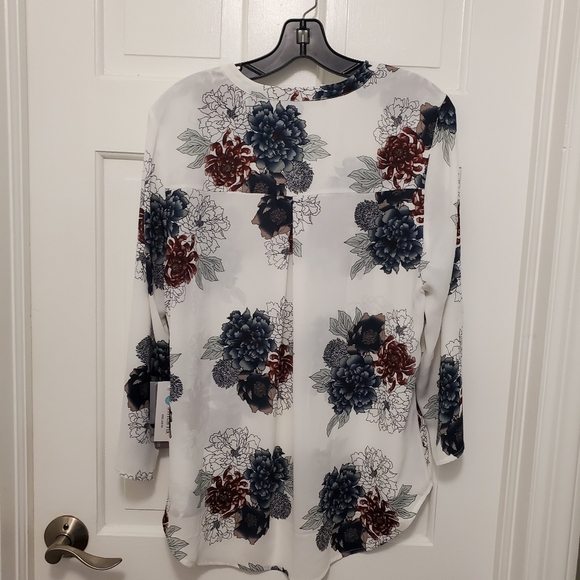 NWT Daniel Rainn Bold Floral Print Blouse Size Large, Koda Split Neck, Rolltab - Picture 8 of 8